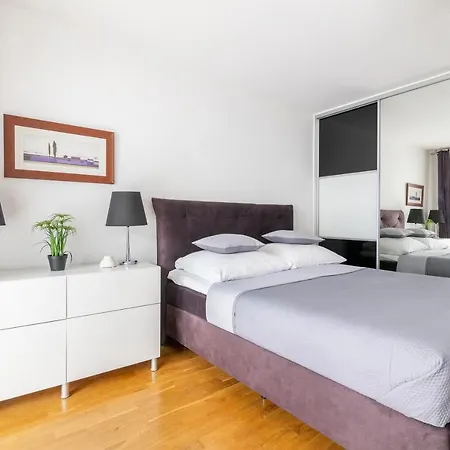 Apartment Easy Rent- Rayskiego 24h Check-in *